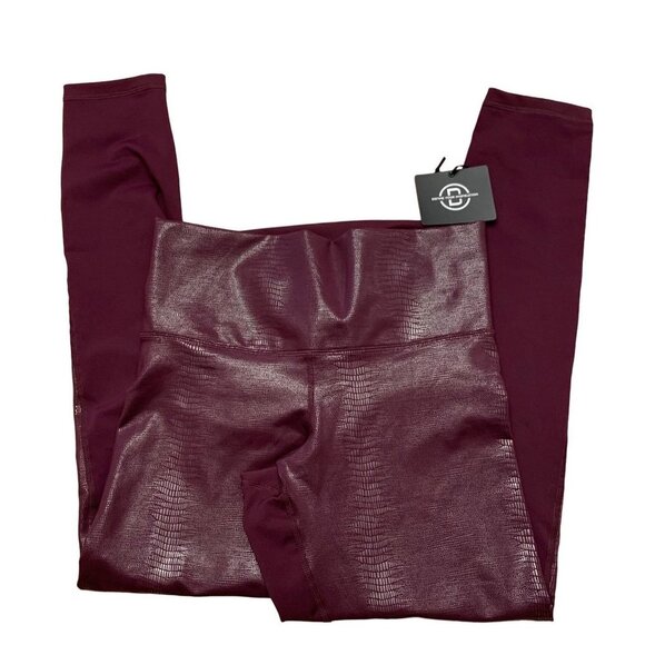 NWT DIY Define Your Inspiration Faux Leather Legging Cranberry Size Large - Picture 2 of 8